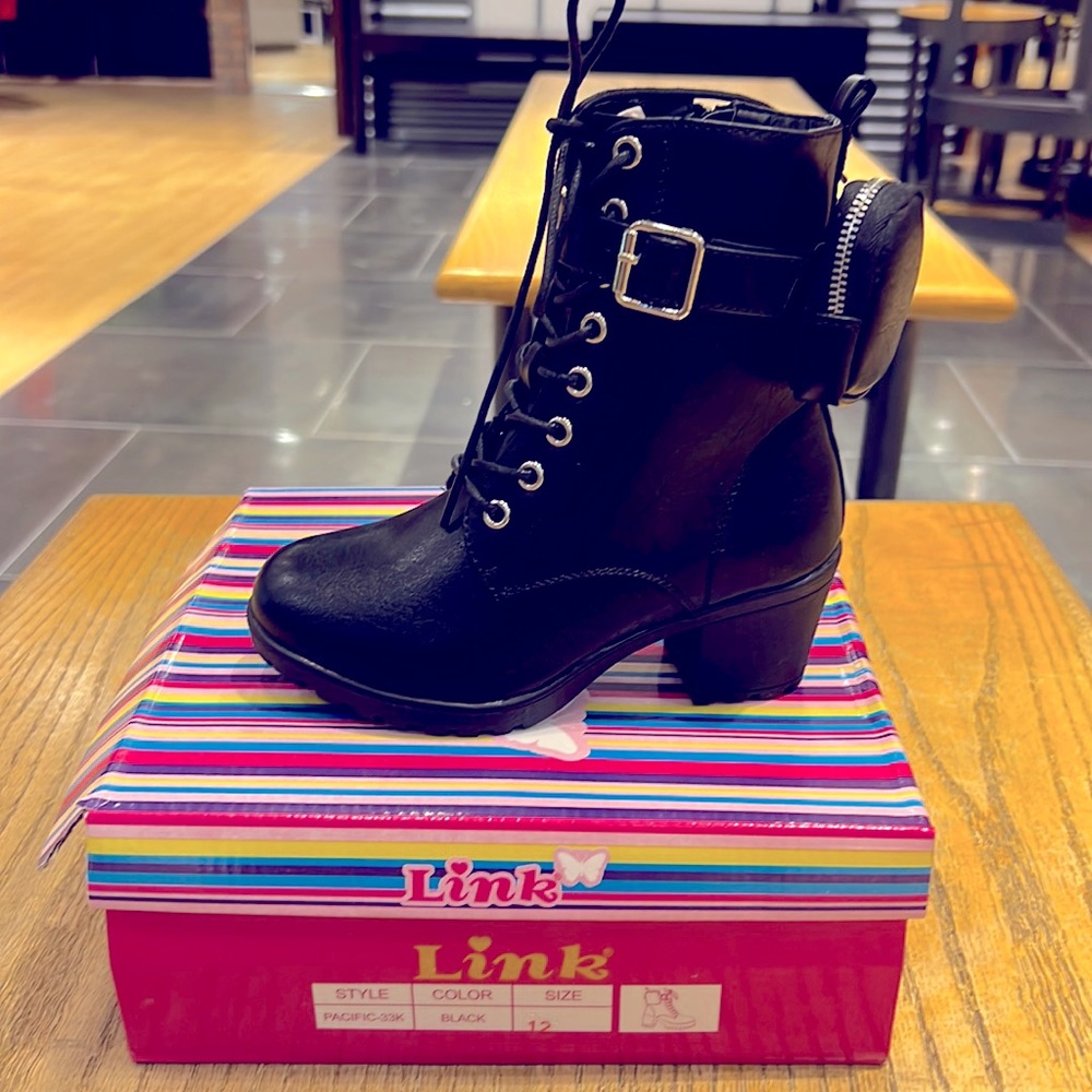 Kids heeled boot